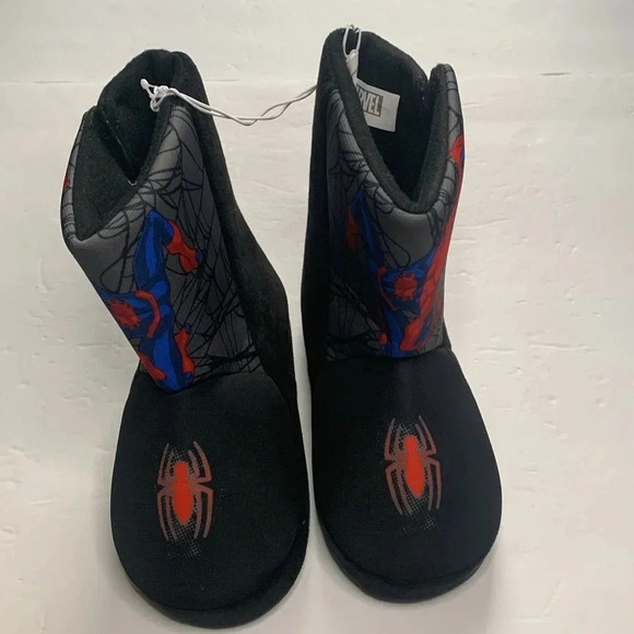 Marvel SpiderMan Boots Size 13/1 Black/Red NWT - Picture 3 of 8